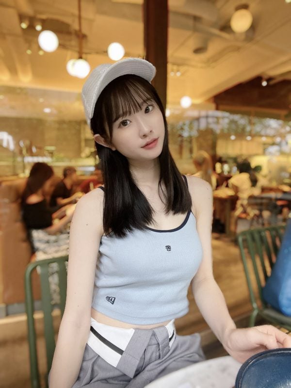 白上咲花01
