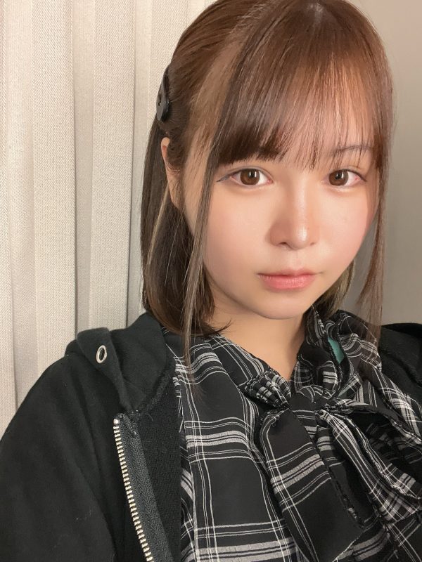 日向陽葵01