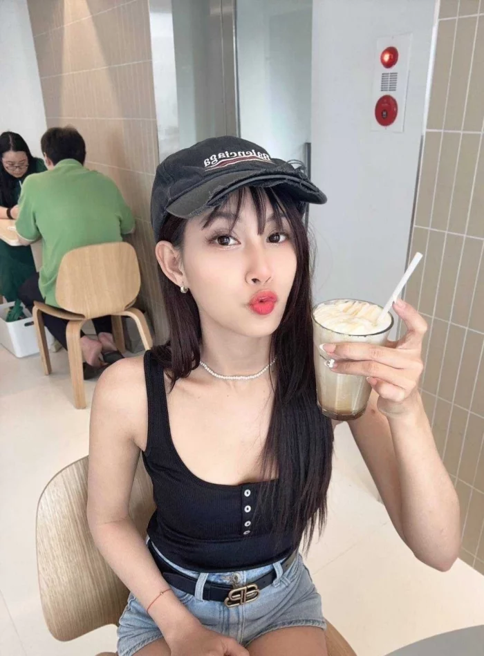 台中定點茶-古力娜扎Lisa