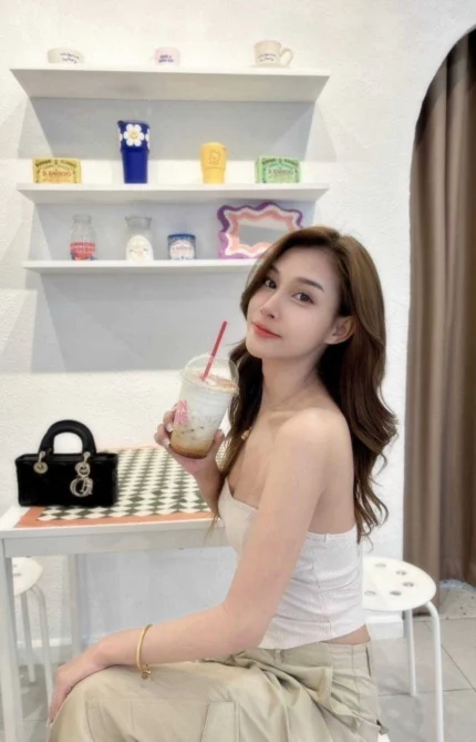 台中定點茶-古力娜扎Lisa