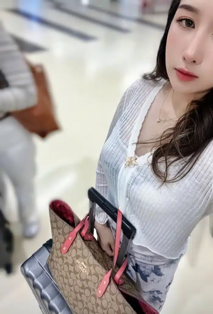 台北定點茶-聖誕娃