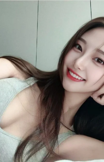 新竹外送茶-金妍秀/162/49/21/E