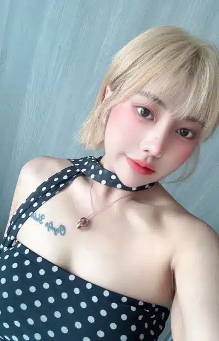 台北定點茶-牛牛/162/49/23/F